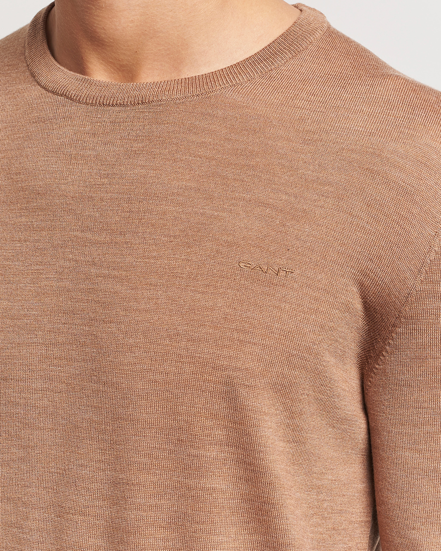 Herre | Trøjer | GANT | Extrafine Merino Wool C-Neck Dk Sand Melange