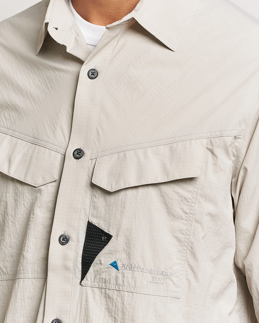 Herre | Skjorter | Klättermusen | Syn Lightweight Ripstop Shirt Silver Creme
