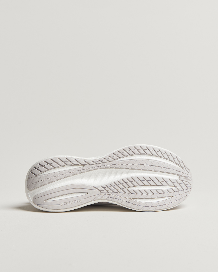 Herre | Saucony Triumph 22 Running Sneaker White | Saucony | Triumph 22 Running Sneaker White