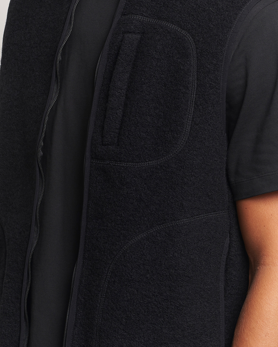 Herre | J.Lindeberg Duncan Wool Fleece Vest Black | J.Lindeberg | Duncan Wool Fleece Vest Black