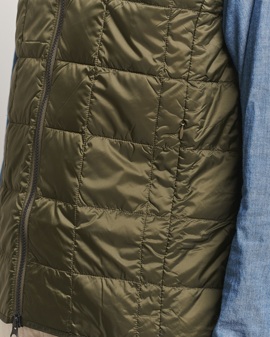 Herre | Jakker | TAION | High Neck Full Zip Lightweight Down Vest Dark Olive