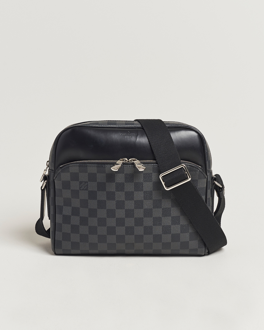 Herre | Louis Vuitton Pre-Owned Dayton Reporter MM Damier Graphite | Louis Vuitton Pre-Owned | Dayton Reporter MM Damier Graphite