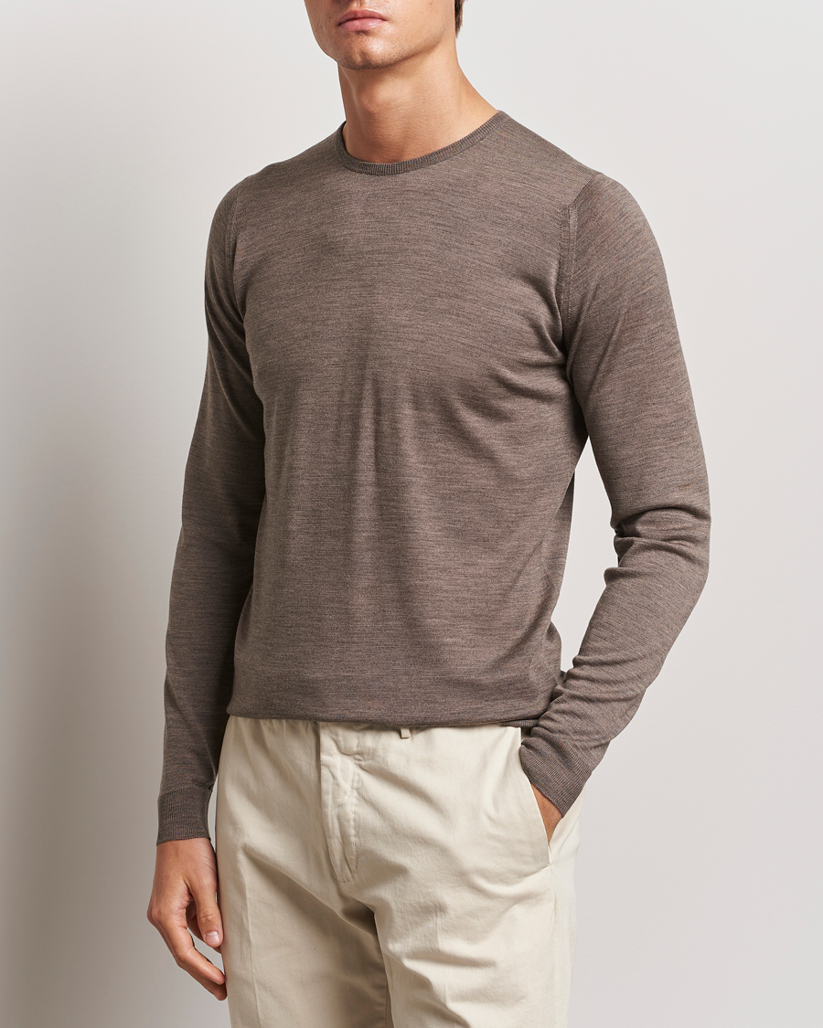 Herre | Trøjer | John Smedley | Lundy Extra Fine Merino Crew Neck Mushroom Brown