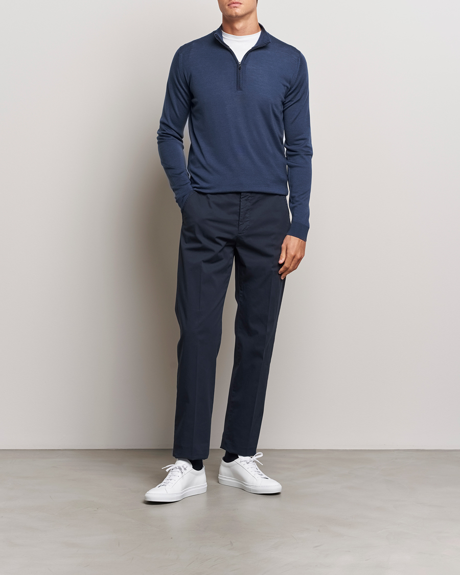 Herre | Trøjer | John Smedley | Barrow Extra Fine Merino Half Zip Smoke Blue