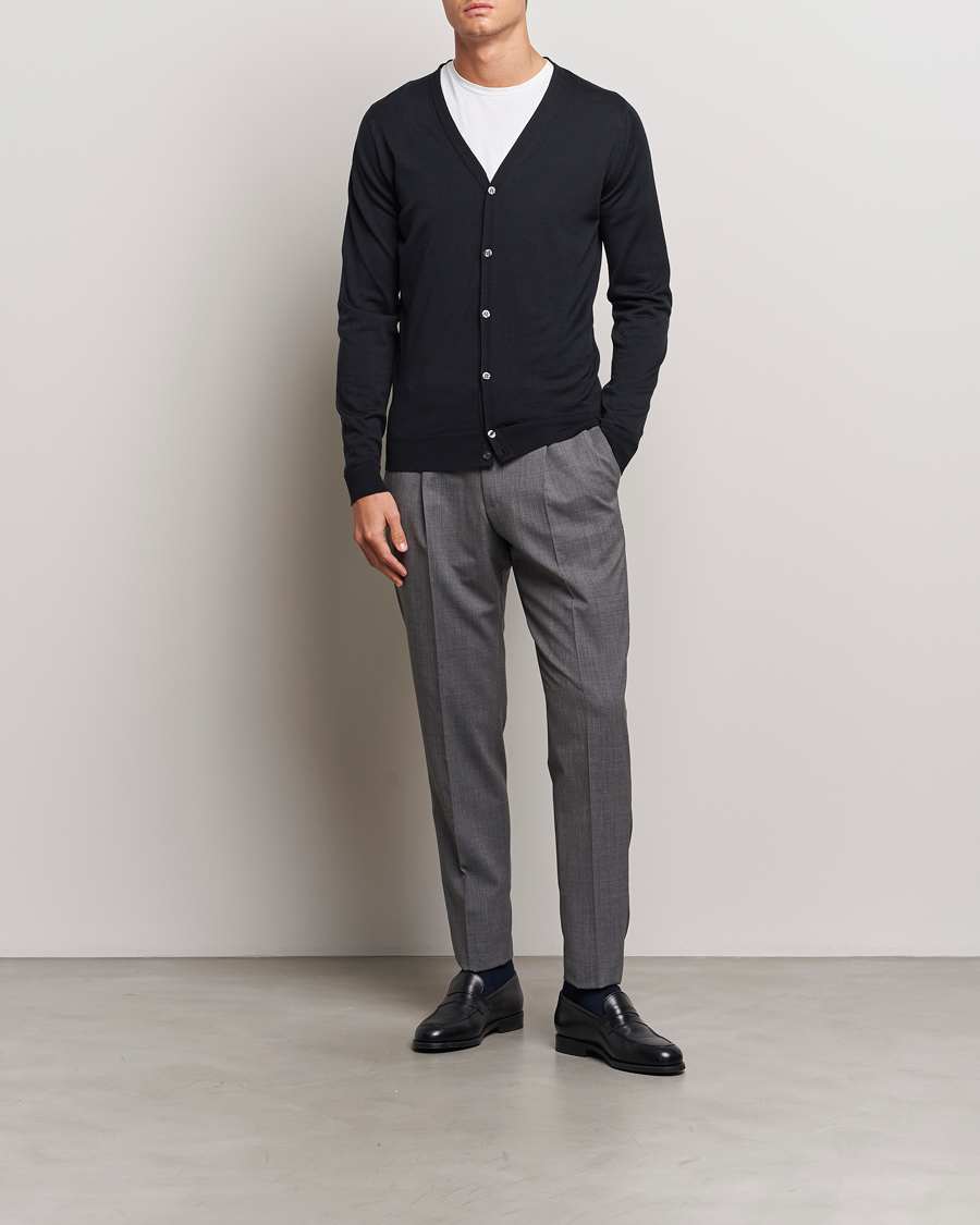 Herre | Trøjer | John Smedley | Petworth Extra Fine Merino Cardigan Black