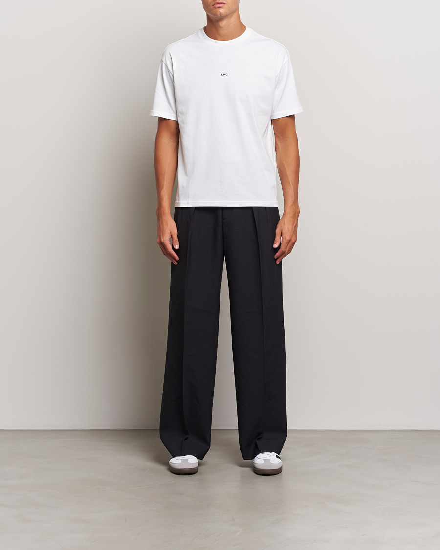 Herre | T-Shirts | A.P.C. | Boxy Micro Center Logo T-Shirt White