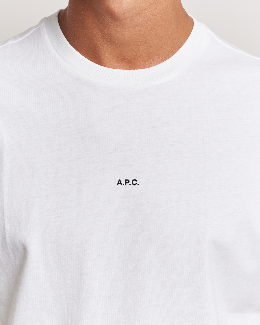 Herre | T-Shirts | A.P.C. | Boxy Micro Center Logo T-Shirt White