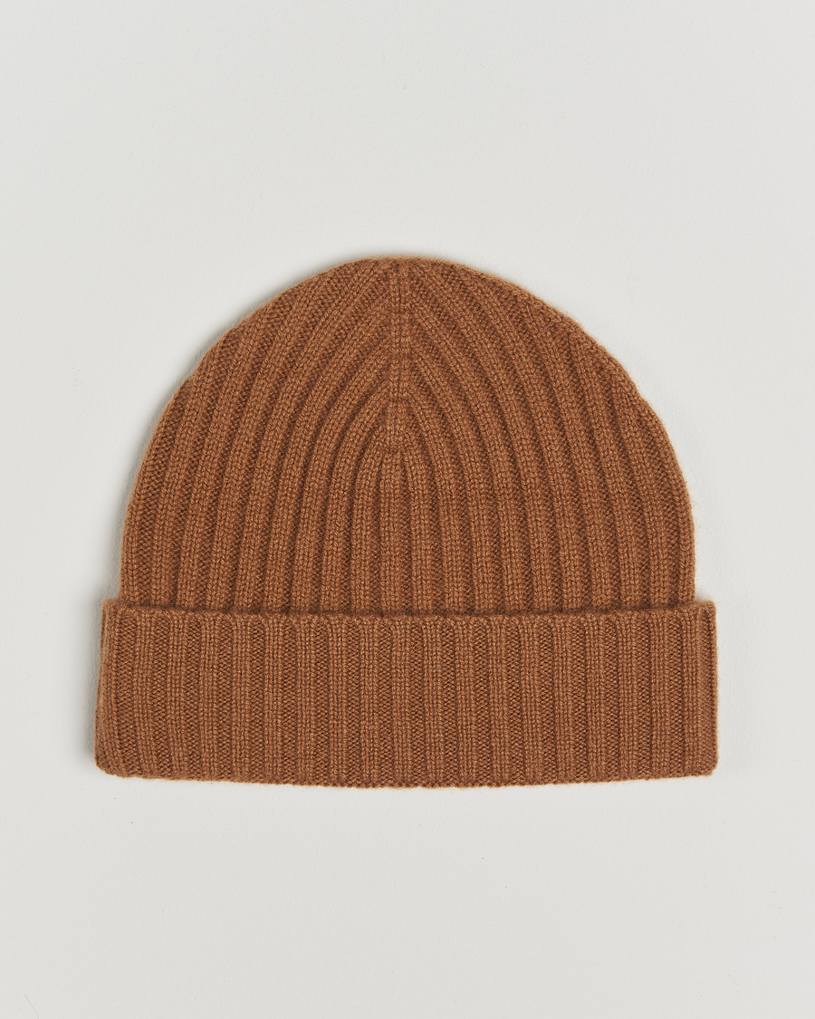 Herre | Amanda Christensen Rib Knitted Cashmere Cap Nougat | Amanda Christensen | Rib Knitted Cashmere Cap Nougat