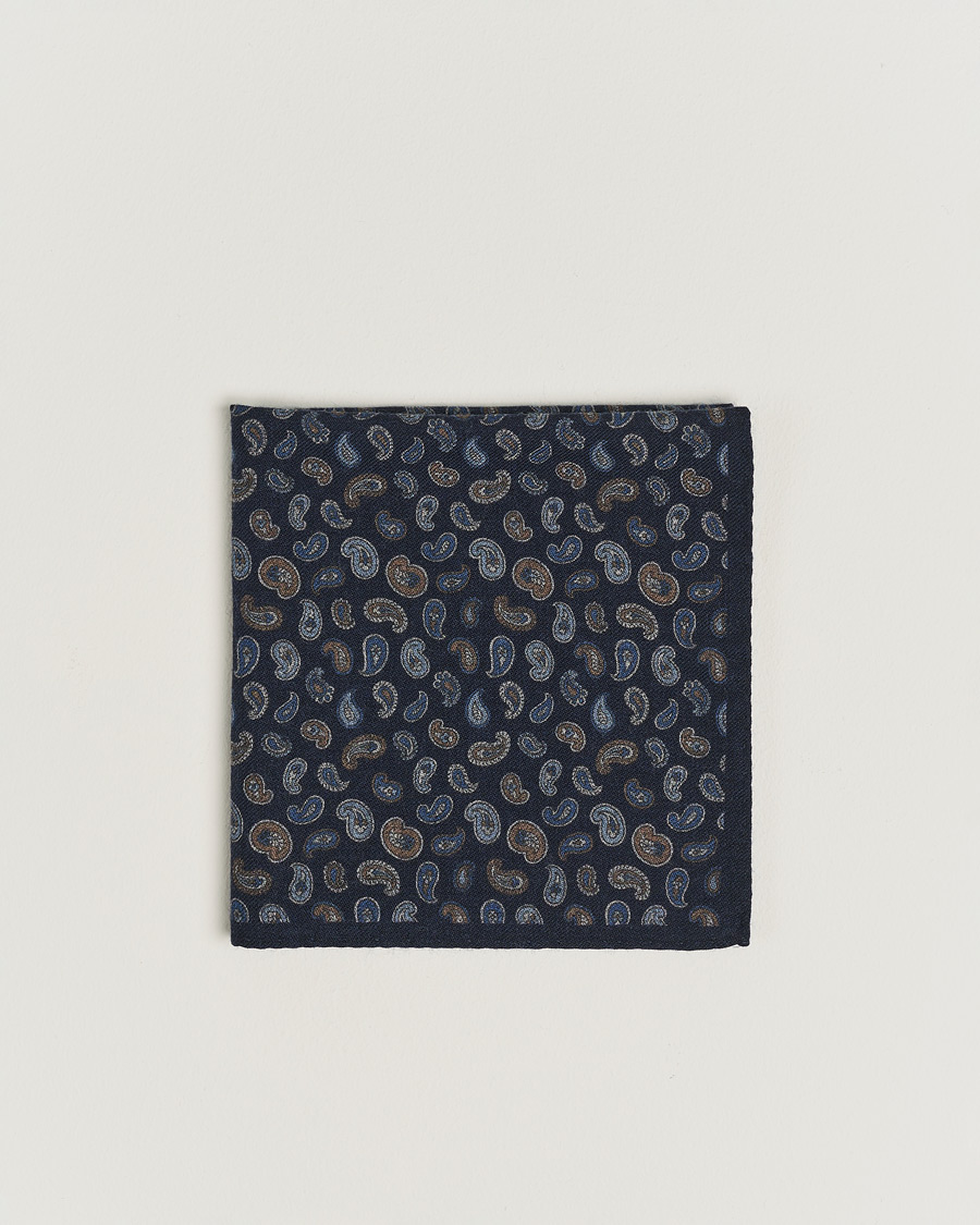 Herre | Amanda Christensen Wool Flannel Printed Paisley Pocket Square Navy | Amanda Christensen | Wool Flannel Printed Paisley Pocket Square Navy
