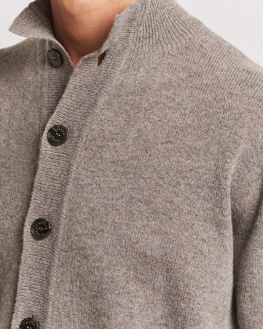 Herre | Trøjer | Altea | Shetland Cardigan Taupe