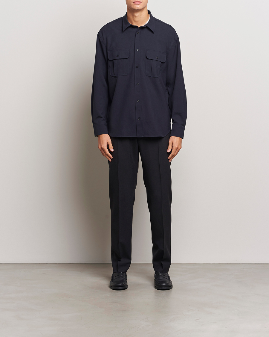 Herre | Skjorter | Filippa K | Relaxed Flannel Patch Pocket Shirt Navy
