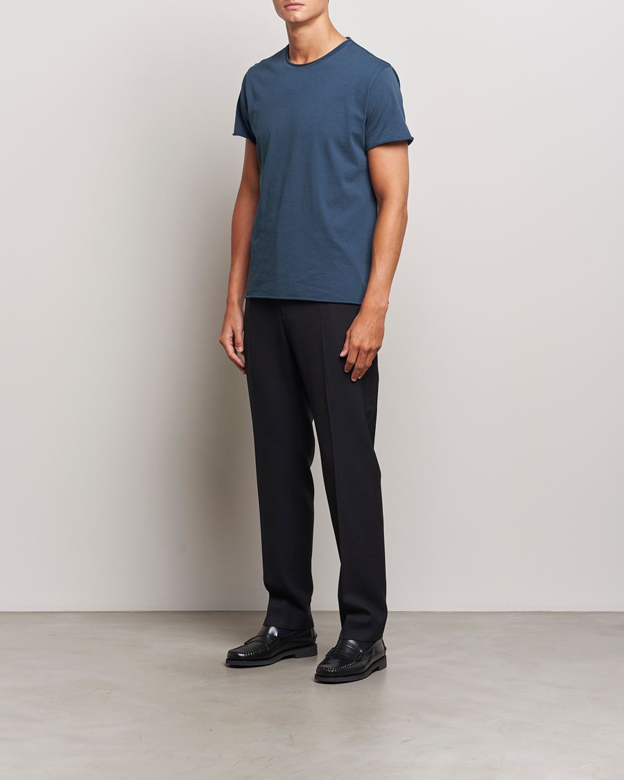 Herre | T-Shirts | Filippa K | Roll Neck Crew Neck T-Shirt Dawn Blue