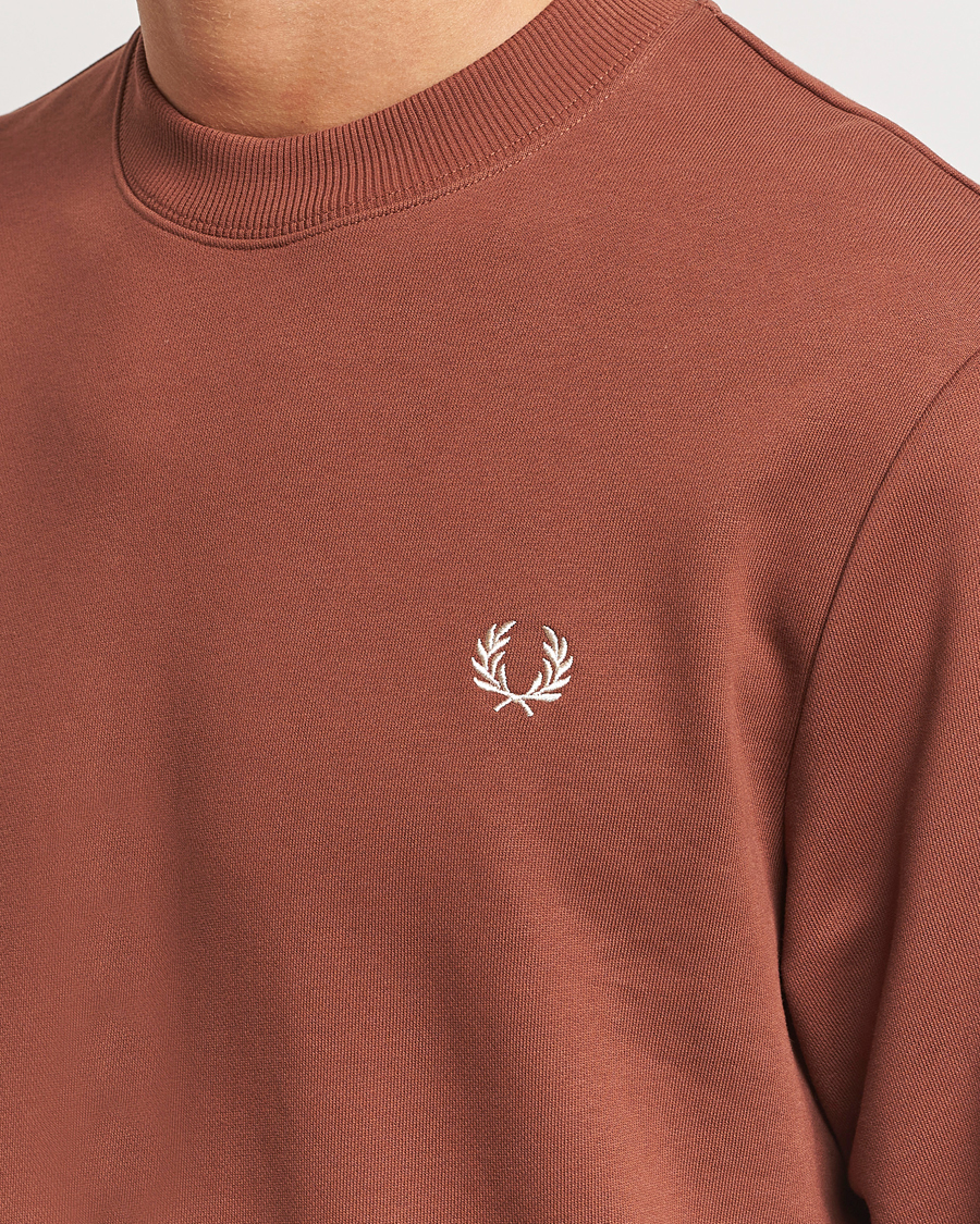 Herre | Trøjer | Fred Perry | Crew Neck Sweatshirt Whiskey Brown