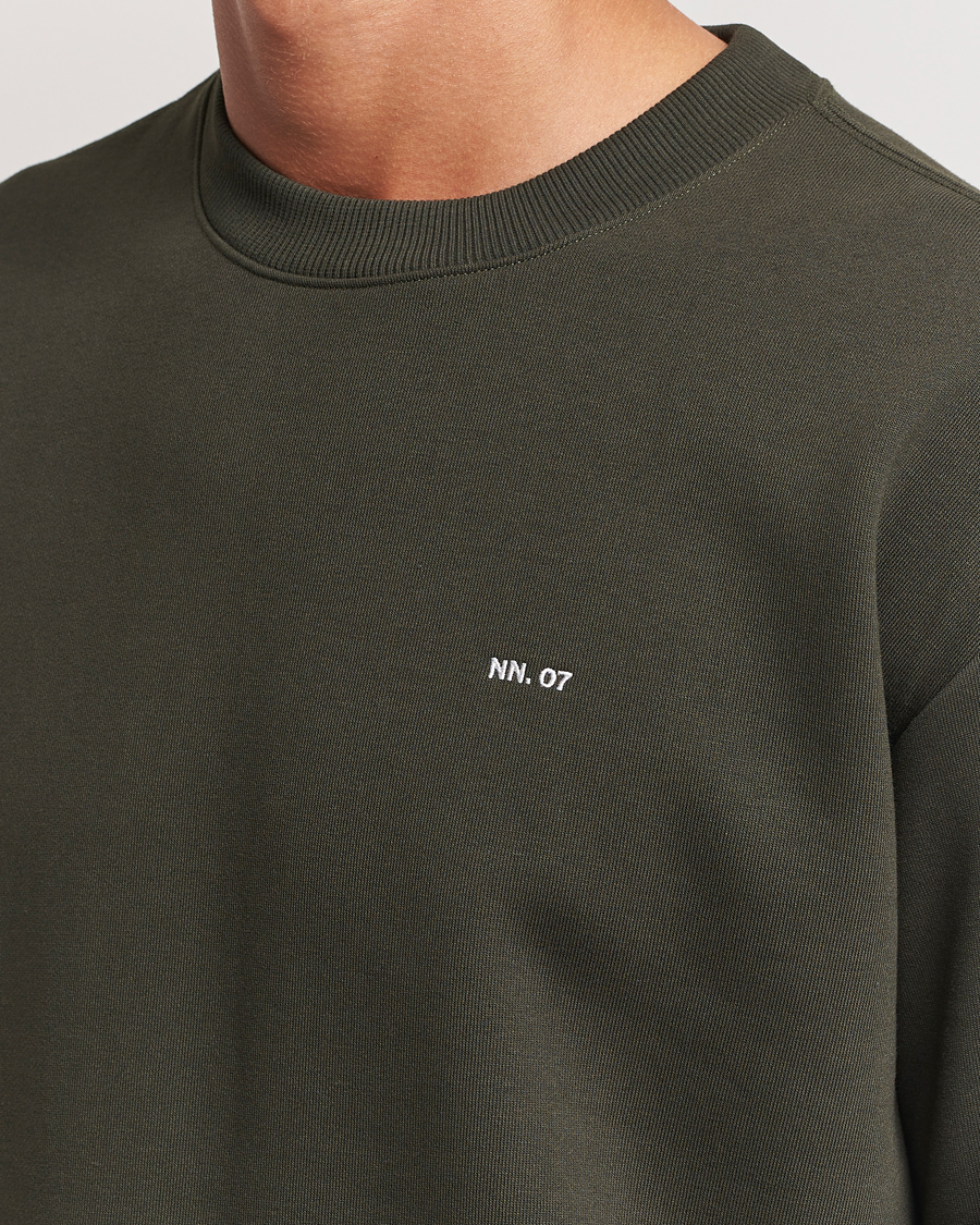 Herre | Trøjer | NN07 | Briggs Crew Neck Sweatshirt Dark Army