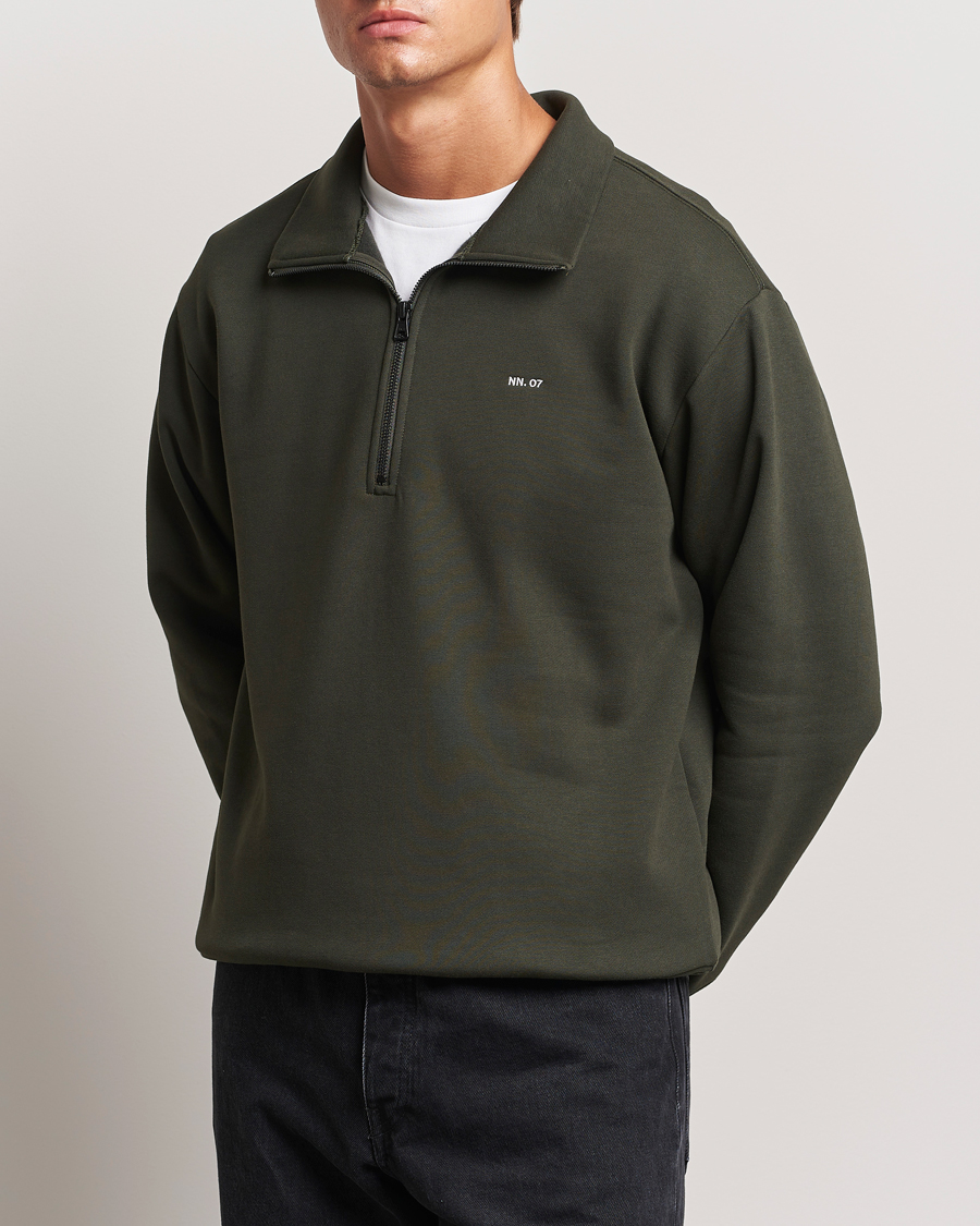 Herre | Trøjer | NN07 | Briggs Half Zip Sweatshirt Dark Army