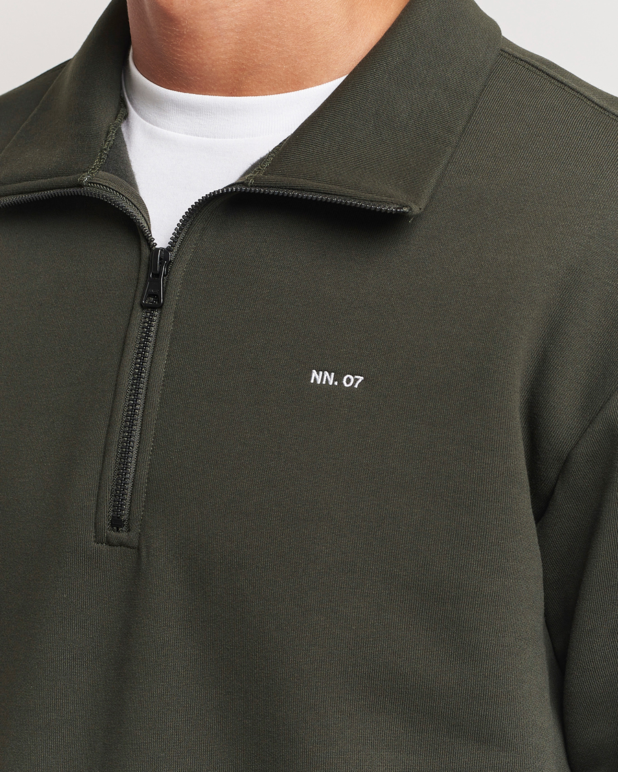 Herre | Trøjer | NN07 | Briggs Half Zip Sweatshirt Dark Army