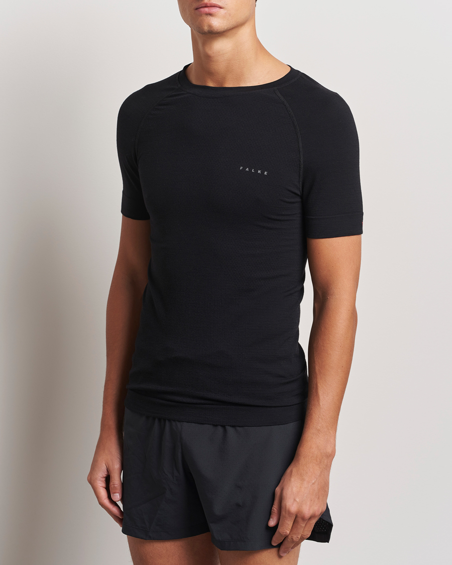 Herre | T-Shirts | Falke Sport | Wool Tech Light T-Shirt Black