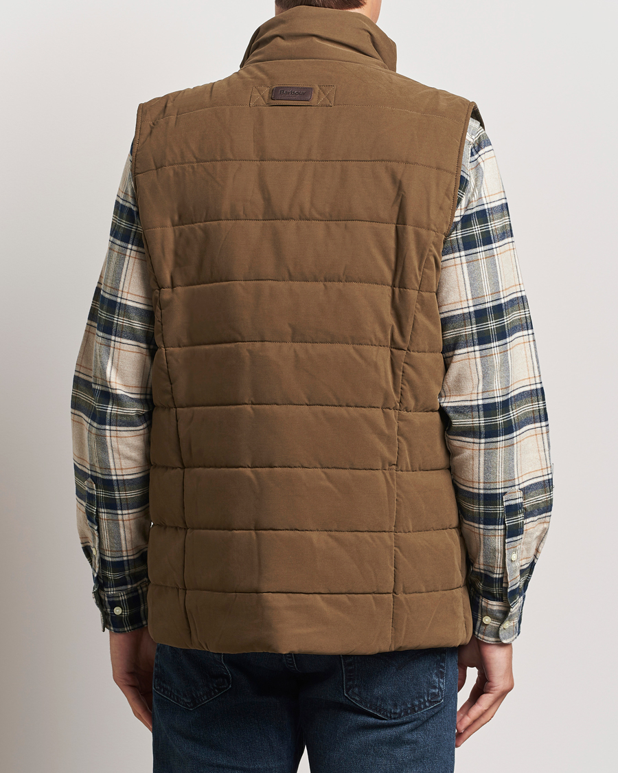 Herre | Jakker | Barbour Lifestyle | Bradford Tattersall Puffer Gilet Dark Sand