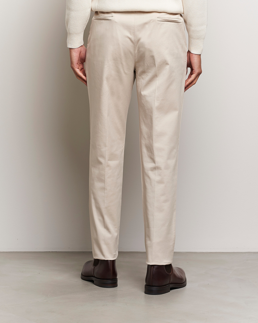 Herre | Bukser | Brunello Cucinelli | Slim Fit Pleated Trousers Light Beige