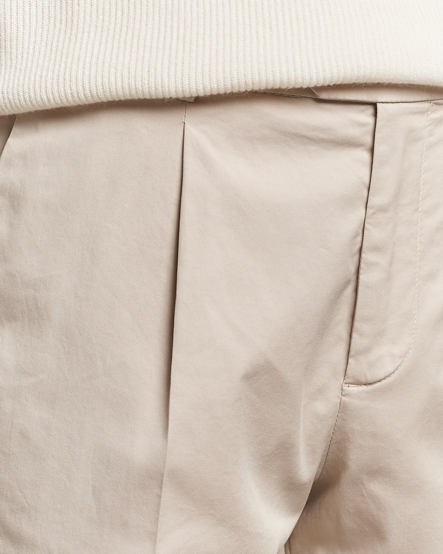 Herre | Bukser | Brunello Cucinelli | Slim Fit Pleated Trousers Light Beige