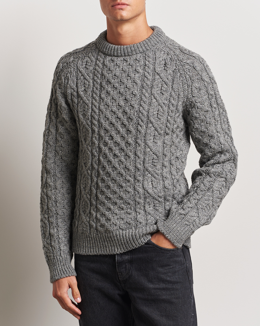 Herre | Trøjer | Peregrine | Hudson Wool Aran Knitted Jumper Steel