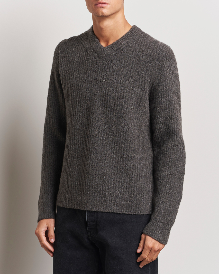 Herre | Trøjer | Samsøe Samsøe | Koji Rib Knitted V-Neck Volcanic Ash