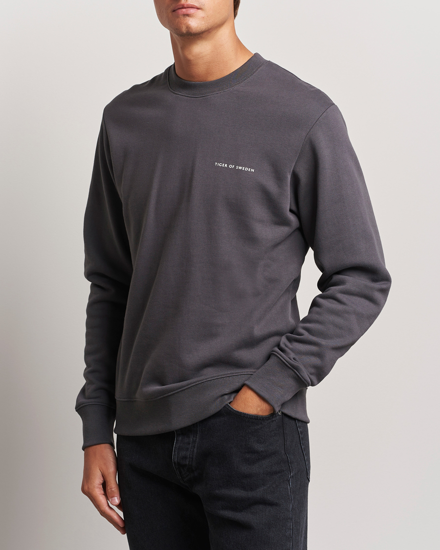 Herre | Trøjer | Tiger of Sweden | Emerson Crew Neck Sweatshirt Charcoal