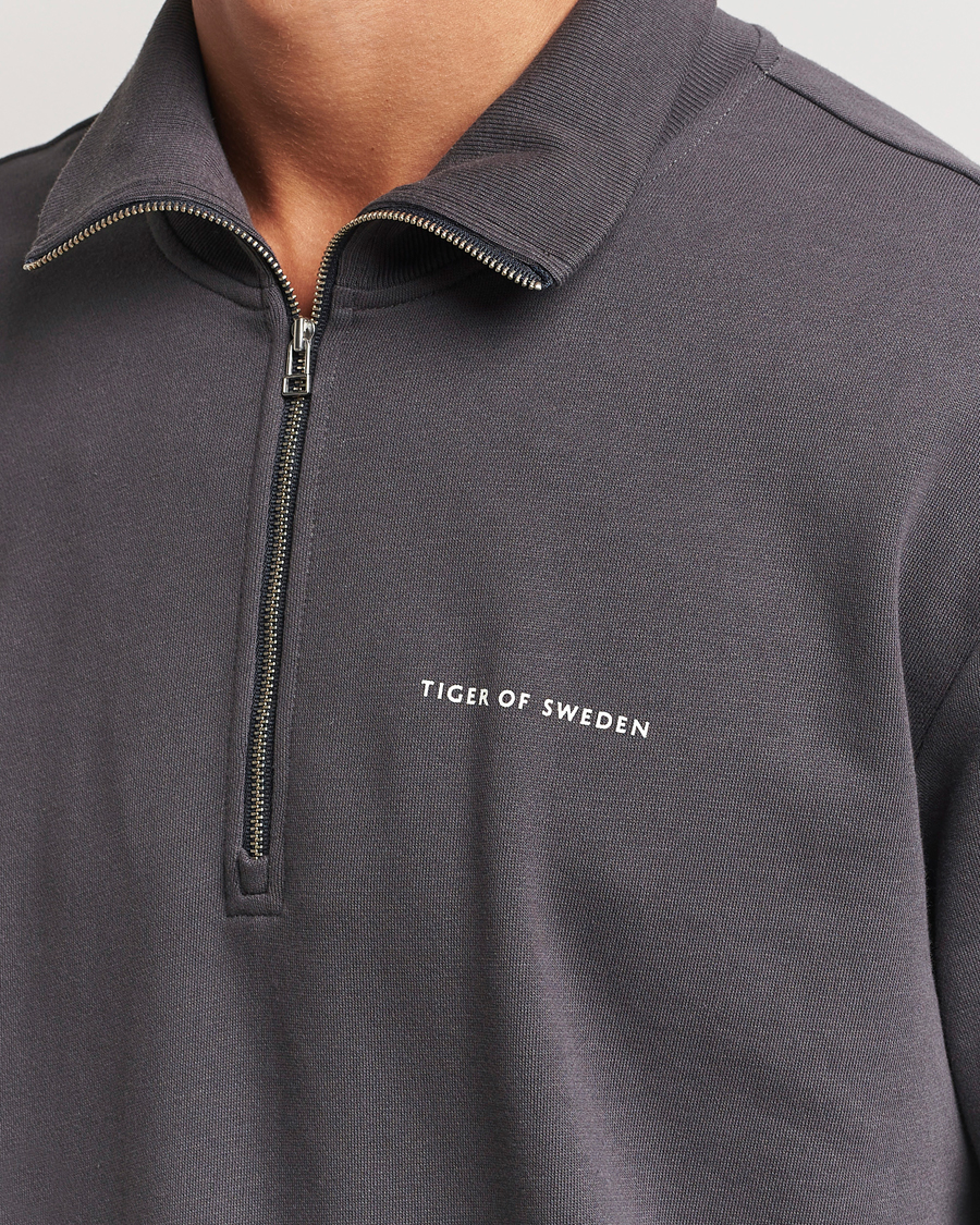 Herre | Trøjer | Tiger of Sweden | Marlon Half Zip Sweatshirt Charcoal