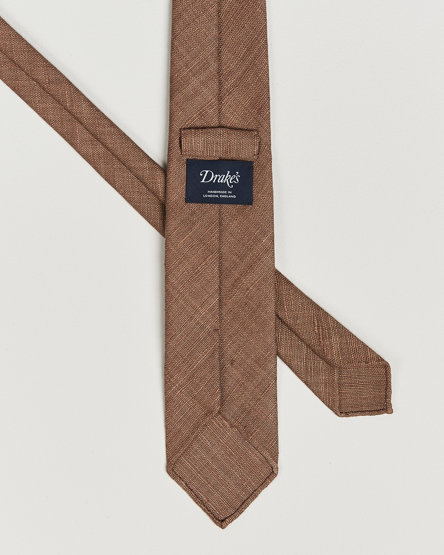 Herre | Drake's Silk Tussah Handrolled Tie Coffee | Drake's | Silk Tussah Handrolled Tie Coffee