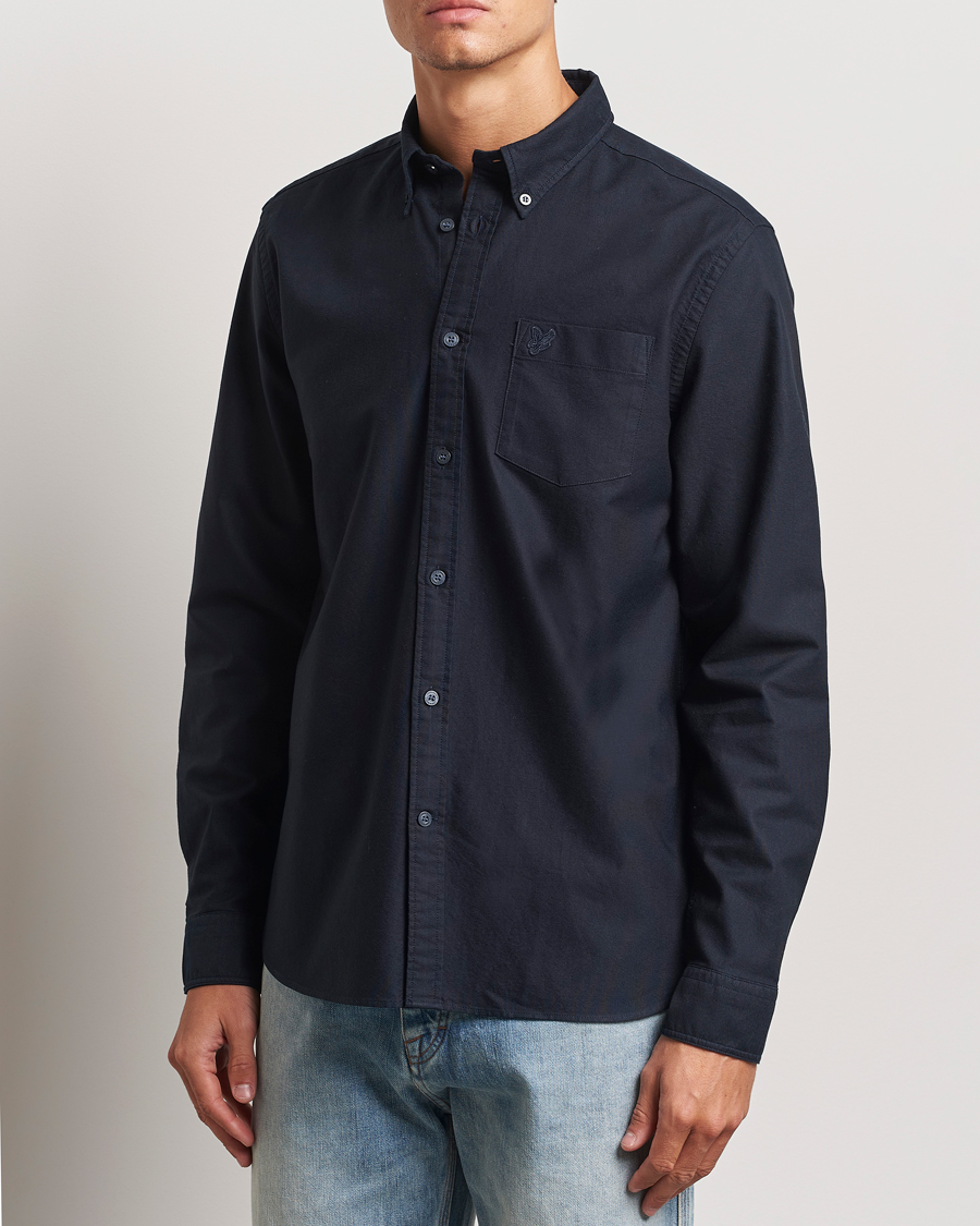 Herre | Skjorter | Lyle & Scott | Tonal Eagle Plain Oxford Shirt Dark Navy