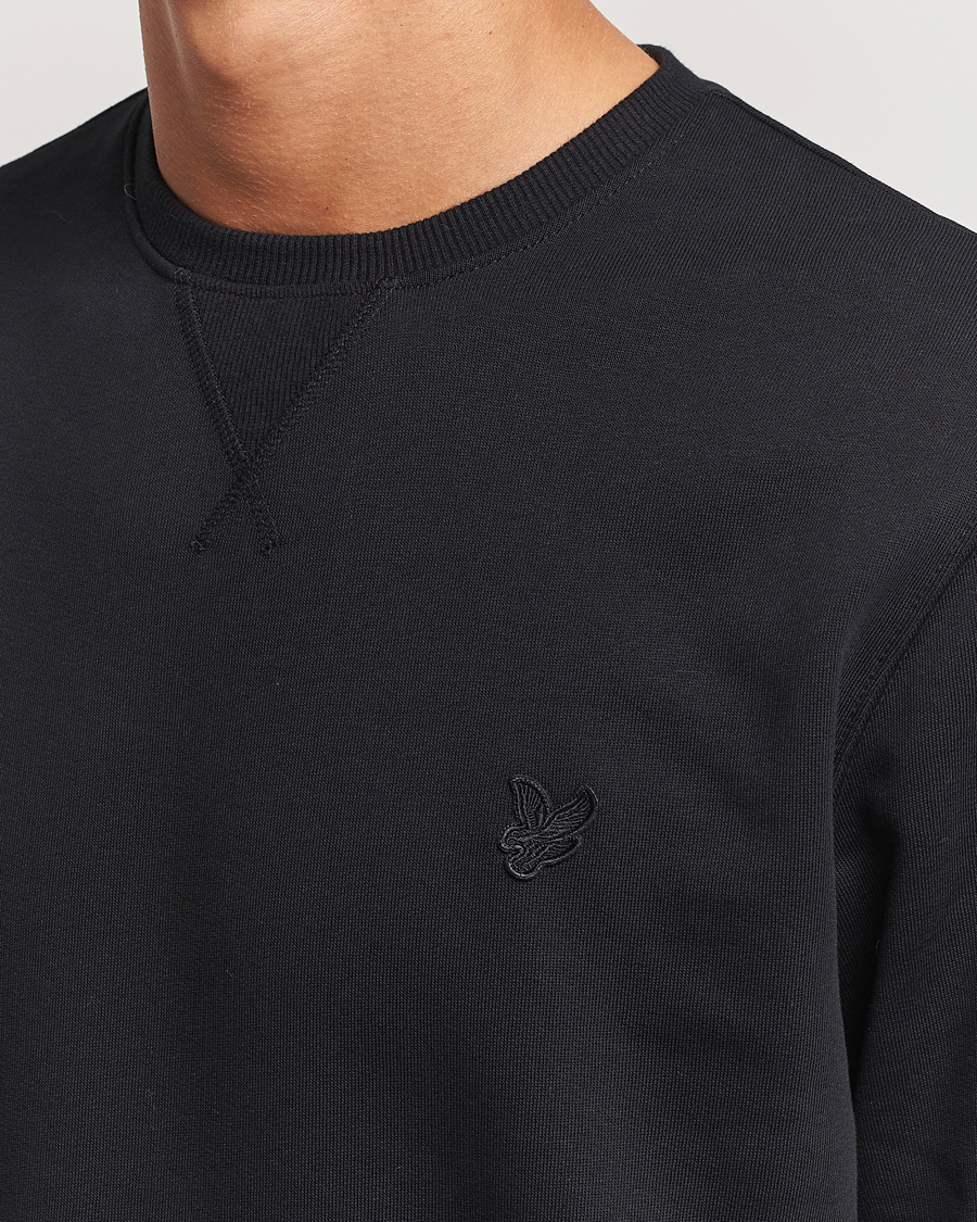 Herre | Trøjer | Lyle & Scott | Tonal Eagle Crew Neck Sweatshirt Jet Black