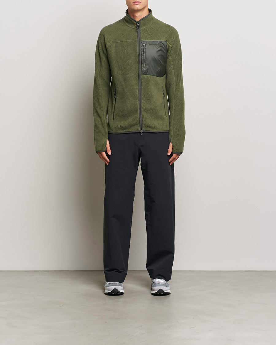 Herre | Trøjer | Peak Performance | Pile Full Zip Pine Needle