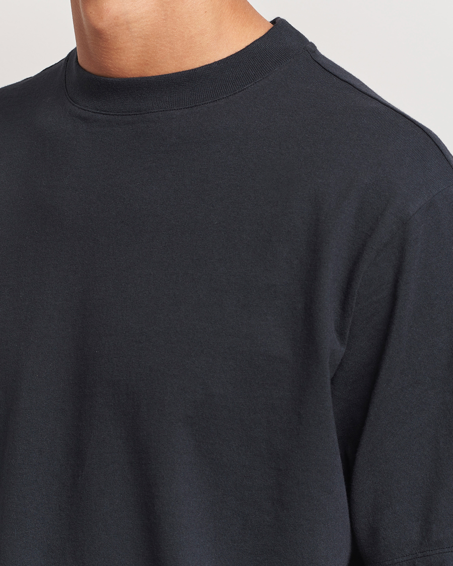 Herre | T-Shirts | A Day's March | Tron Relaxed T-Shirt Black