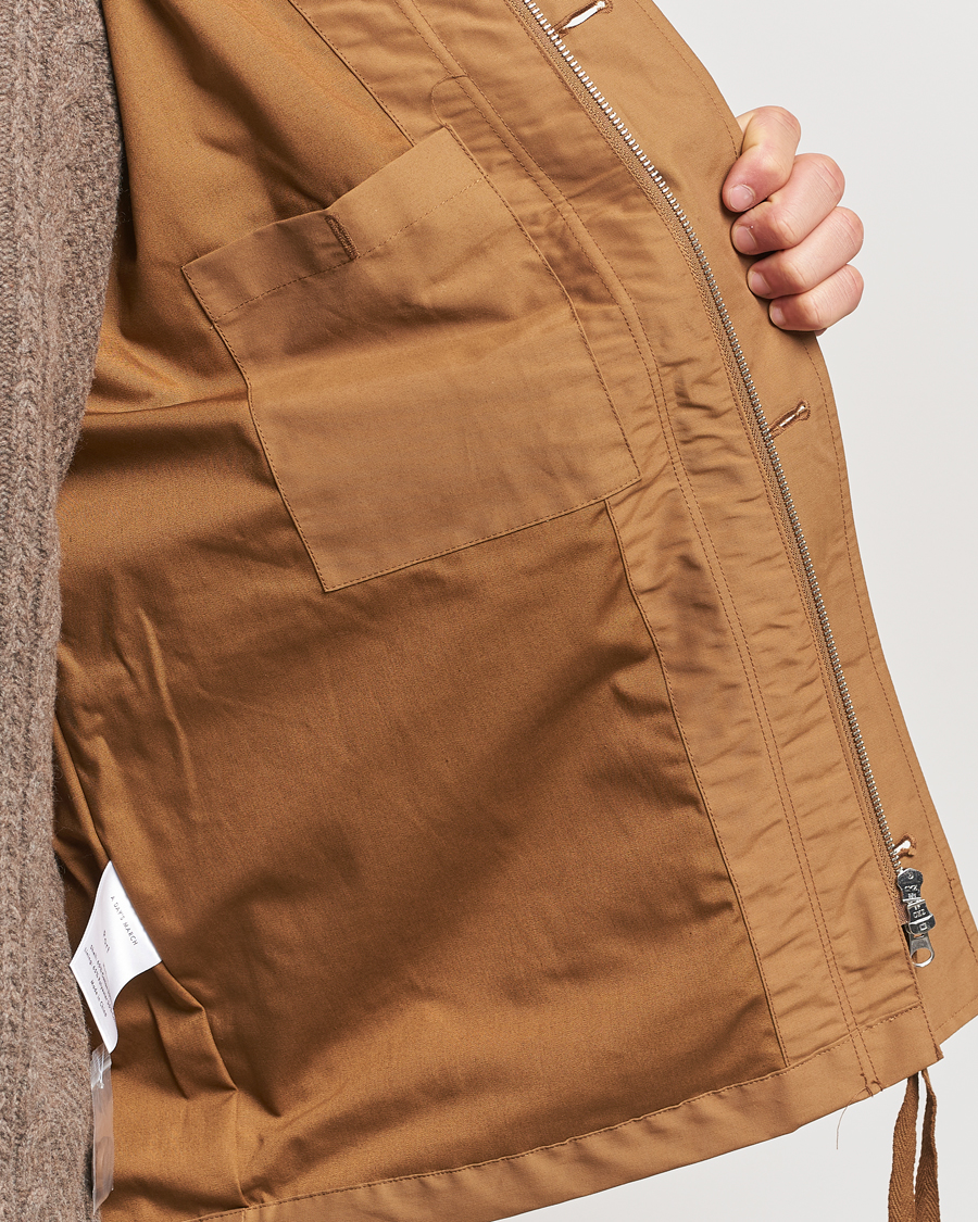 Herre | Jakker | A Day's March | Port Short Nylon Parka Dijon