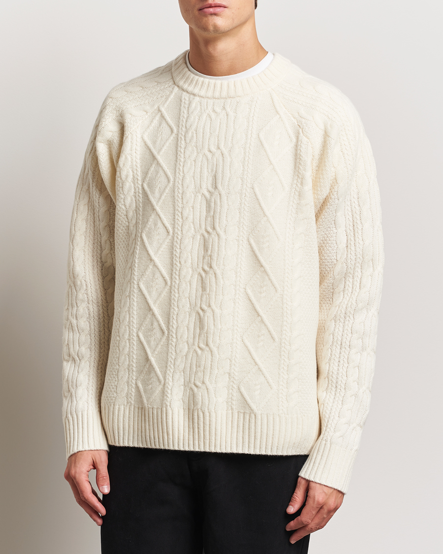 Herre | Trøjer | A Day's March | Atlas Aran Knit Lambswool Sweater Off White