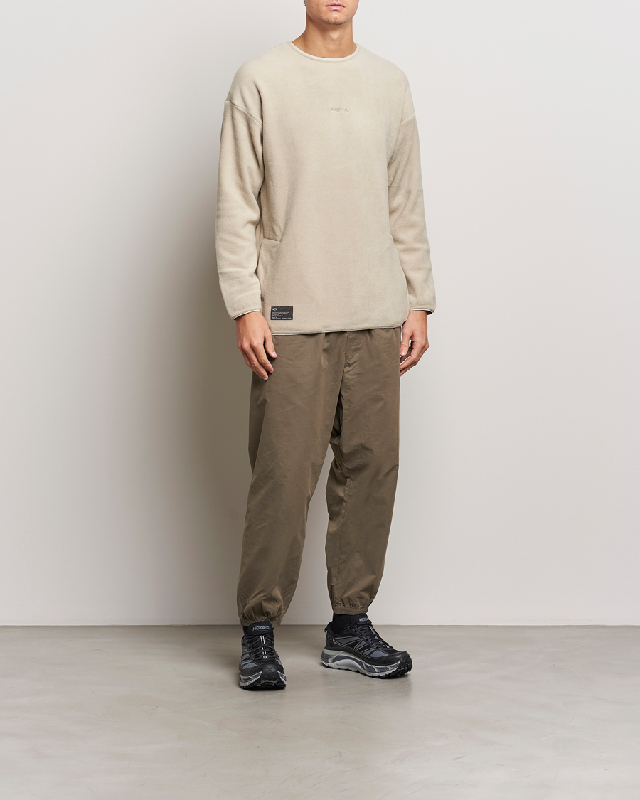 Herre | Trøjer | Oakley | FGL Micro Fleece Crew Desert Sand