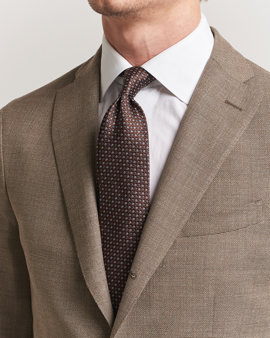 Herre | Amanda Christensen Silk Printed Flower 8cm Tie Brown | Amanda Christensen | Silk Printed Flower 8cm Tie Brown