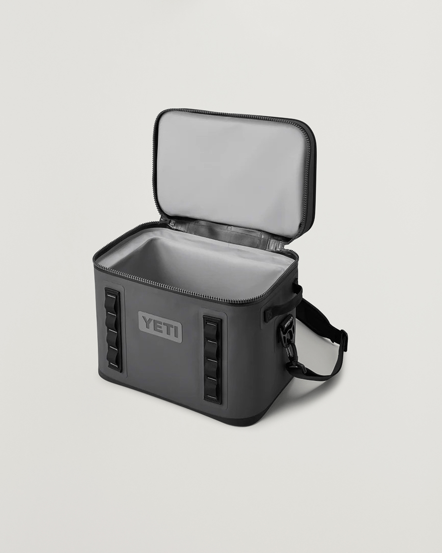 Herre | Outdoor living | YETI | Hopper Flip 18 Soft Cooler Charcoal
