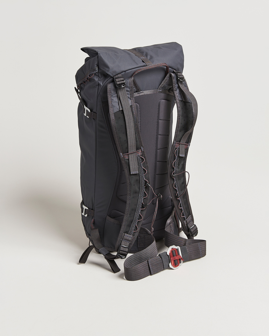 Herre | Klättermusen Ull Backpack 20L Raven | Klättermusen | Ull Backpack 20L Raven