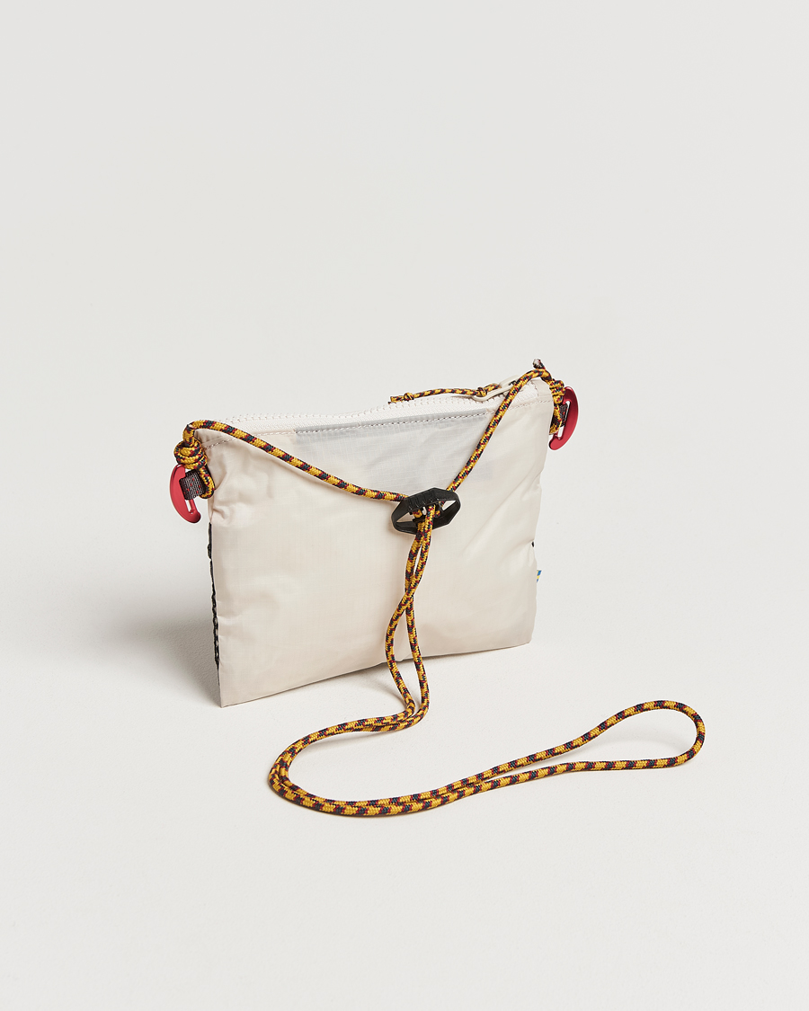 Herre | Tasker | Klättermusen | Algir Accessory Bag Small Putty Grey