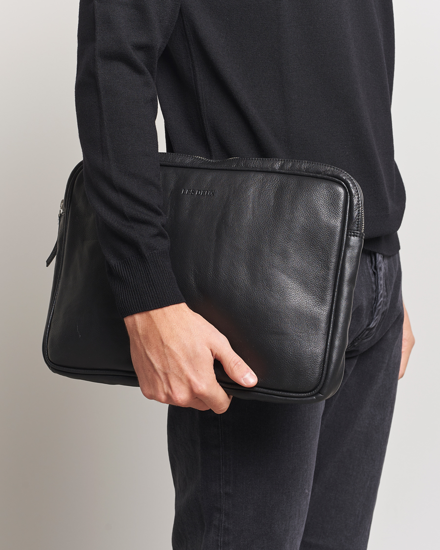 Herre | Tasker | LES DEUX | Leather Laptop Sleeve Black
