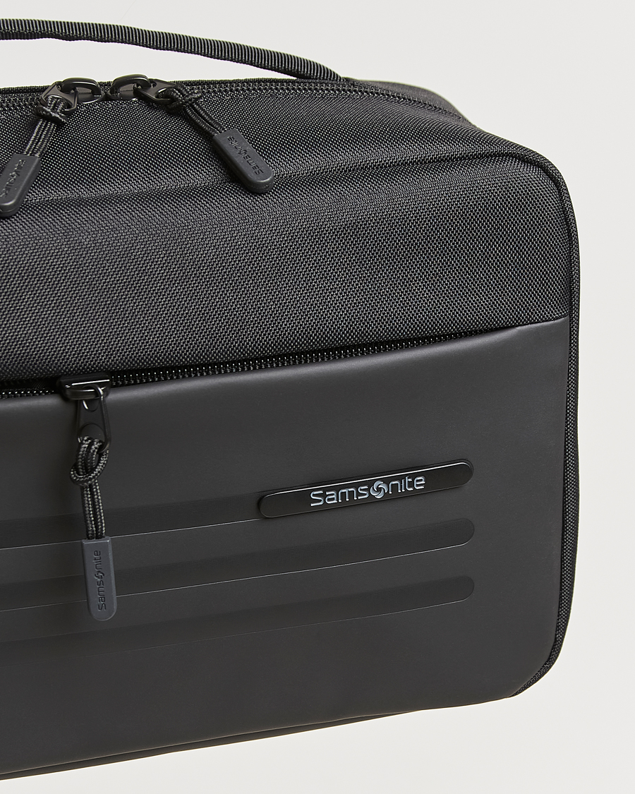 Herre | Tasker | Samsonite | StackD Hanging Toilet Kit Black