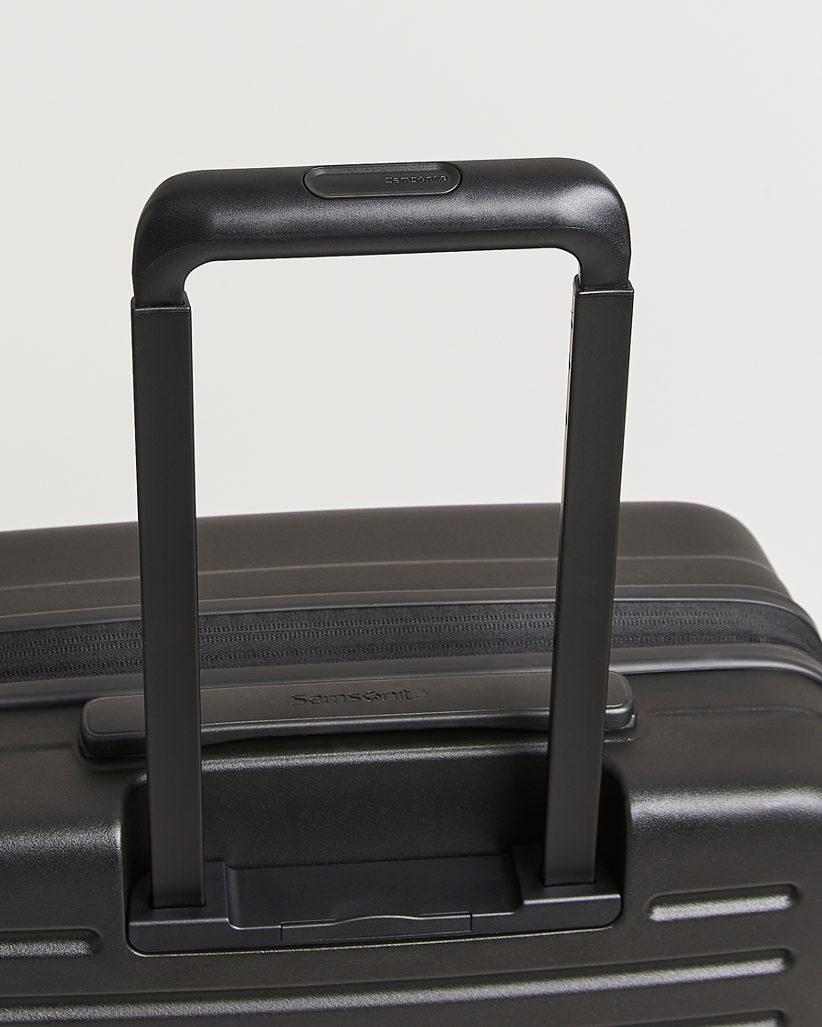 Herre | Tasker | Samsonite | Restackd Spinner Carry-On Black
