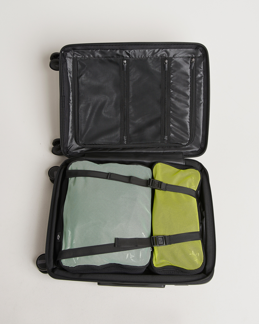 Herre | Tasker | Samsonite | Restackd Spinner Carry-On Black