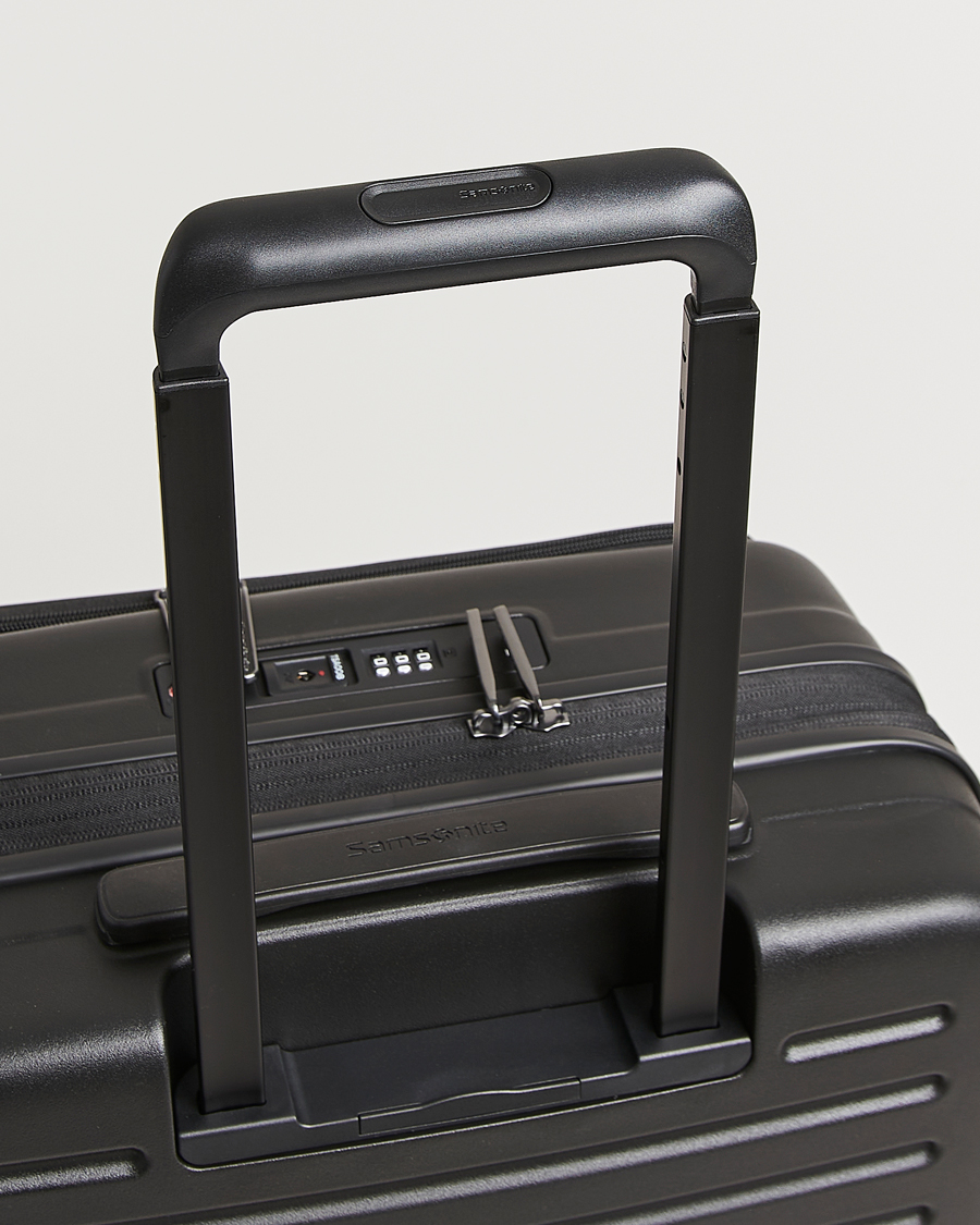 Herre | Tasker | Samsonite | Restackd Spinner Easy Access Carry-On Black