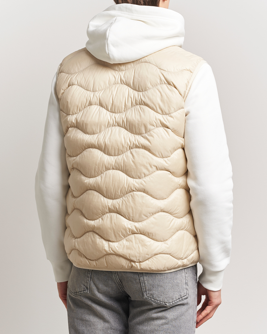 Herre | Jakker | Peak Performance | Helium Down Vest Sand Fog