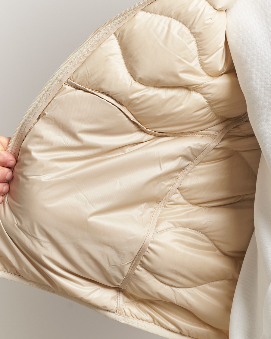 Herre | Jakker | Peak Performance | Helium Down Vest Sand Fog