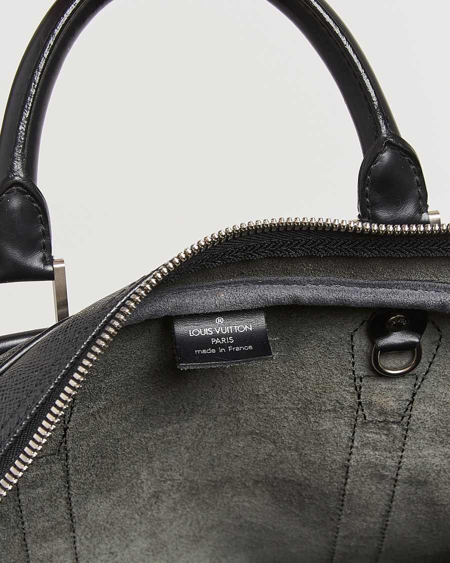 Herre | Louis Vuitton Pre-Owned Neo Kendall PM Bag Taiga Black | Louis Vuitton Pre-Owned | Neo Kendall PM Bag Taiga Black