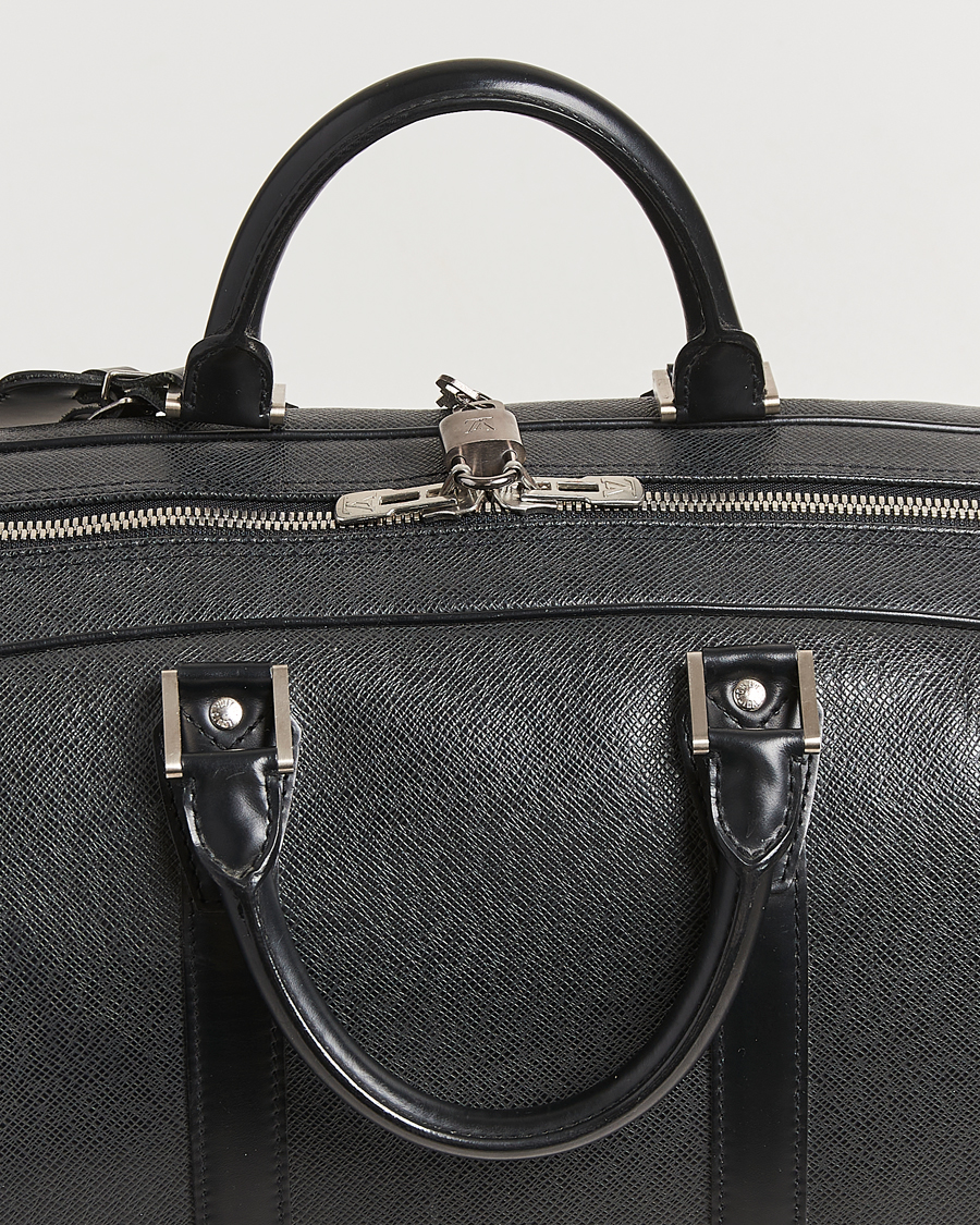 Herre | Louis Vuitton Pre-Owned Neo Kendall PM Bag Taiga Black | Louis Vuitton Pre-Owned | Neo Kendall PM Bag Taiga Black