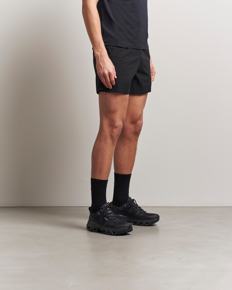 Herre | Sneakers | On | Cloudrock Low Black/Black